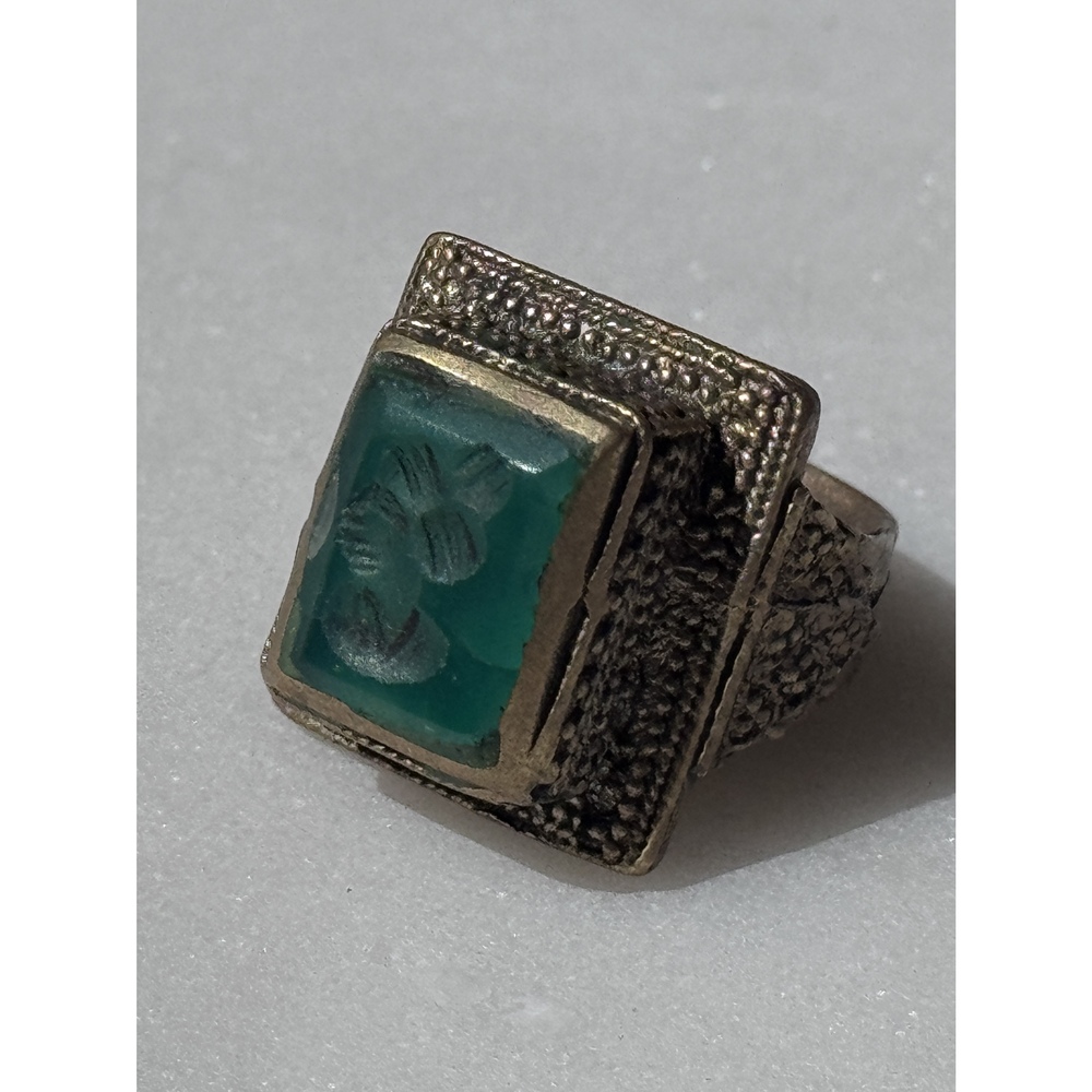 Women's Vintage Brass & Green Glass Ring, Size 7.25